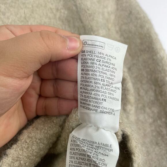 & Other Stories beige fuzzy  knit cropped soft sweater size XS Alpaca blend - Picture 10 of 11